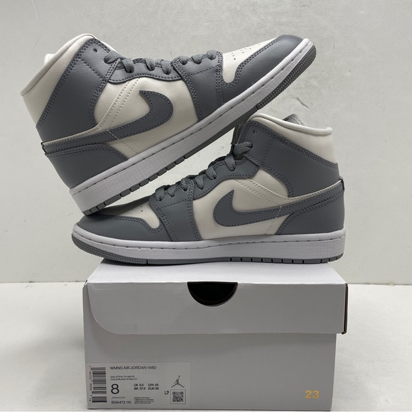 Nike Air Jordan 1 Retro Mid WMNS “Stealth” 2022 - Picture 3 of 4